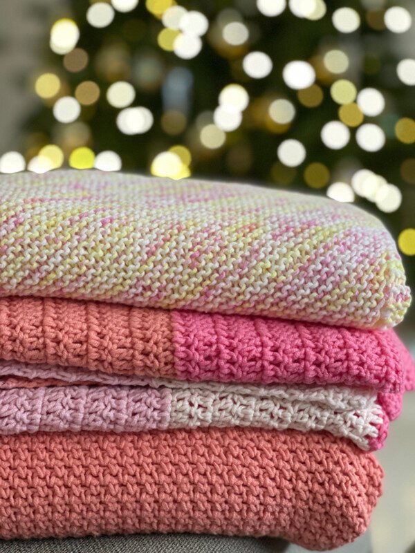 Touch' Atout - tricot crochet rose - Accessoire mode fait main tricot crochet Touch Atout tricot crochet rose Accessoire mode fait main tricot crochet