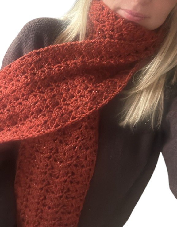 ECHARPE LUCIA ROYAL SHINE MARRON PAILLETE FAITE MAIN AU CROCHET